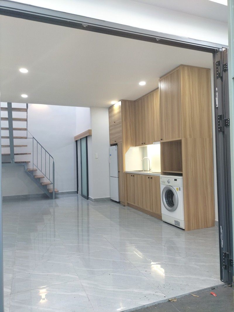 MẶT TIỀN TĂNG BẠC HỔ BÌNH THẠNH - GIÁP  PHAN VĂN TRỊ - 28 M2 (4 X 7)NHÀ MỚI 2 TẦNG VỪA KINH DOANH - - Ảnh 3
