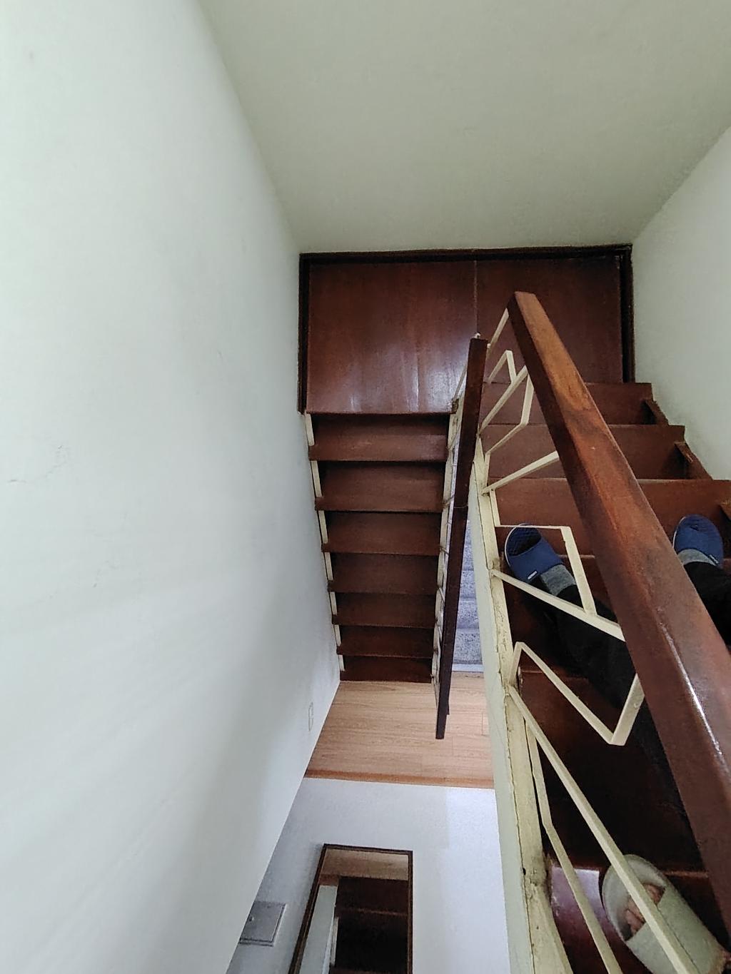 Bán nhà ngõ 554 Nguyễn Văn Cừ 40m x 4T dân xây, oto chỉ nhỉnh 10 tỷ LH: 0936123469 - Ảnh 3