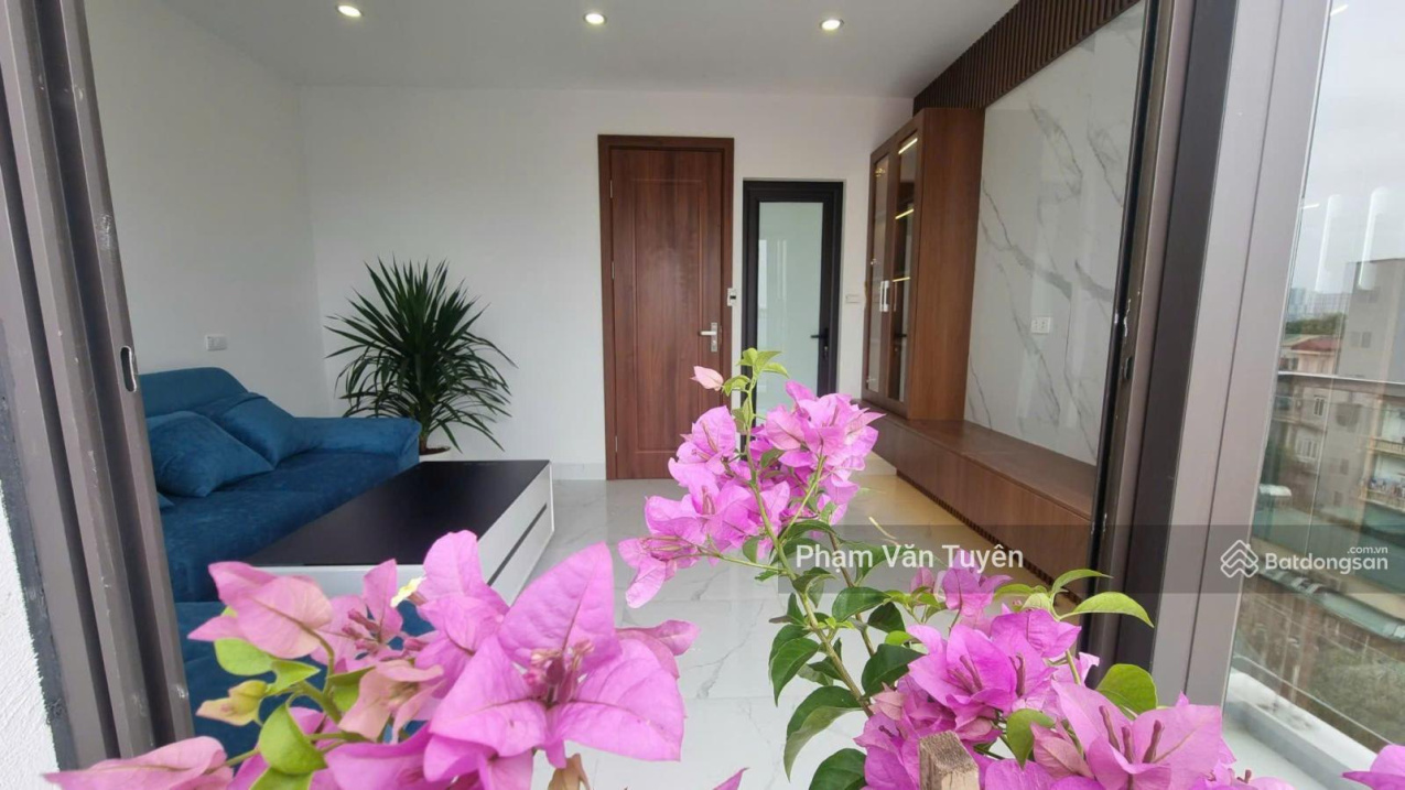 Bán nhà 50m2 x 7 tầng ô tô đỗ cửa, full khách, full nội thất,hàng xóm  Vin, giá 10 tỷ - Ảnh 1