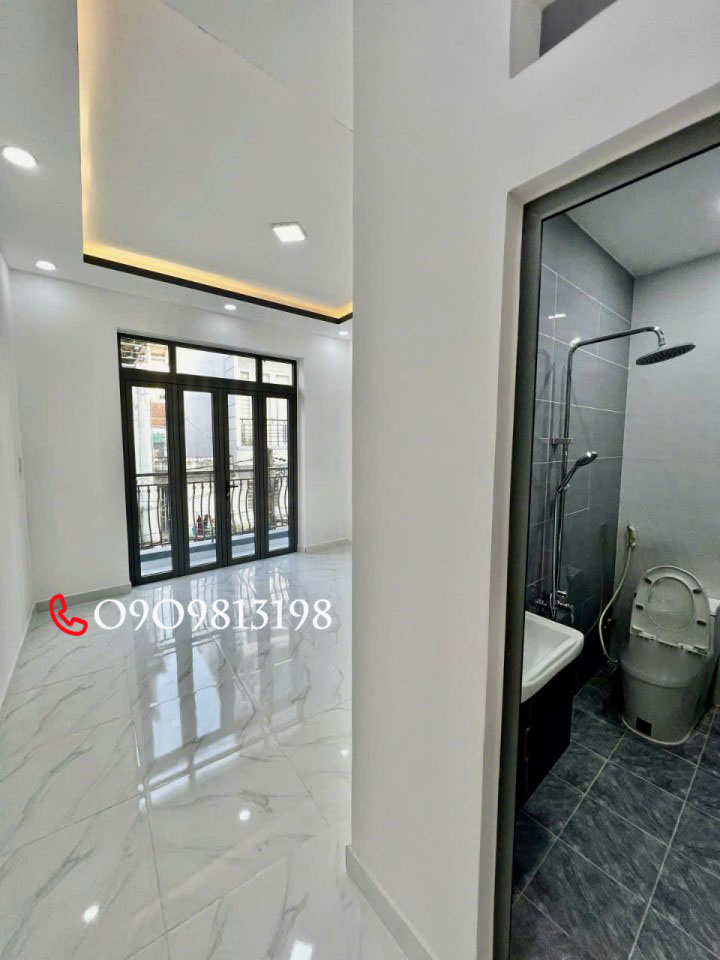 ✨✨✨Mặt Tiền Kinh Doanh - SHR Ở Ngay Tại Quận 6✨✨✨ - Ảnh chính