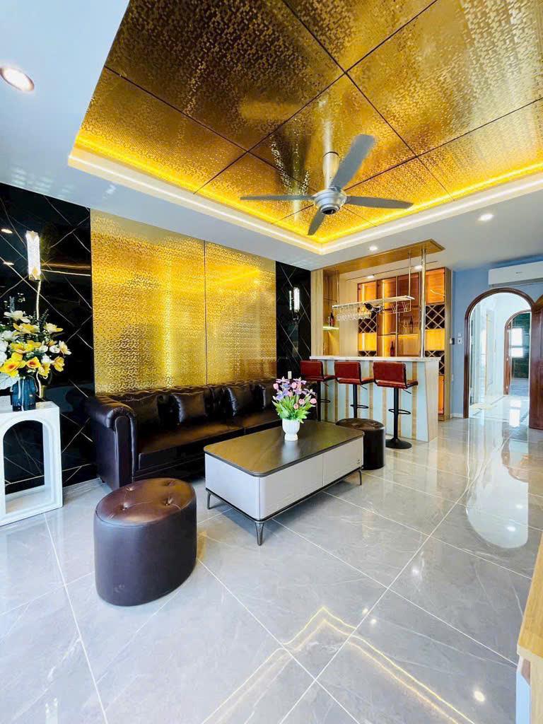 Đẳng Cấp - HXT14m - 6 Tầng Mới 100%, DT: 329M2 - Thang Máy 650KG – 7 PN Master, 8 WC -  Full Nội - Ảnh 2