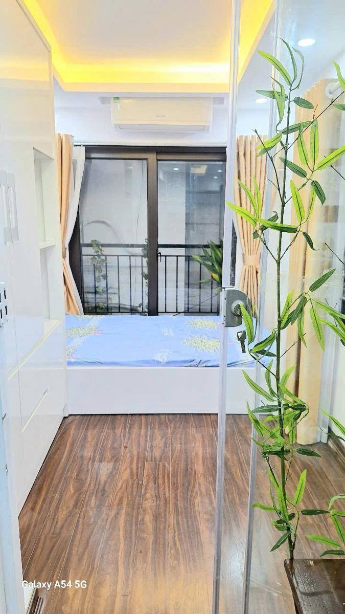 Bán Nhà Hoàng Quốc Việt. Cầu Giấy. Lô Góc. DT 15m2. MT 2,5m. 5 Tầng. Giá 3,56 Tỷ. - Ảnh 2