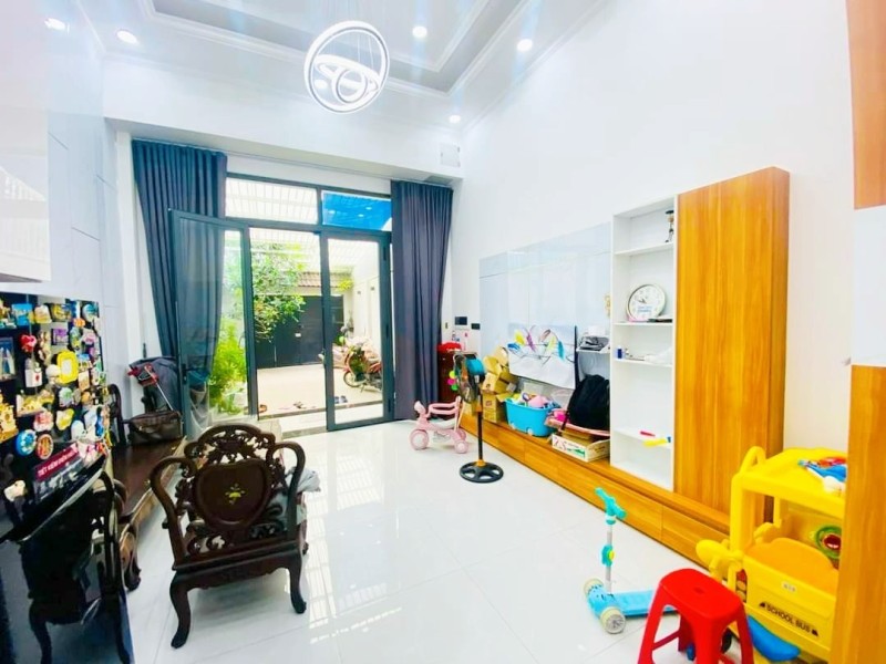 Bán nhà mặt phố Tú Xương, Q.9, 126m², 3 tầng, 12.6 tỷ, sổ hồng - Ảnh 2