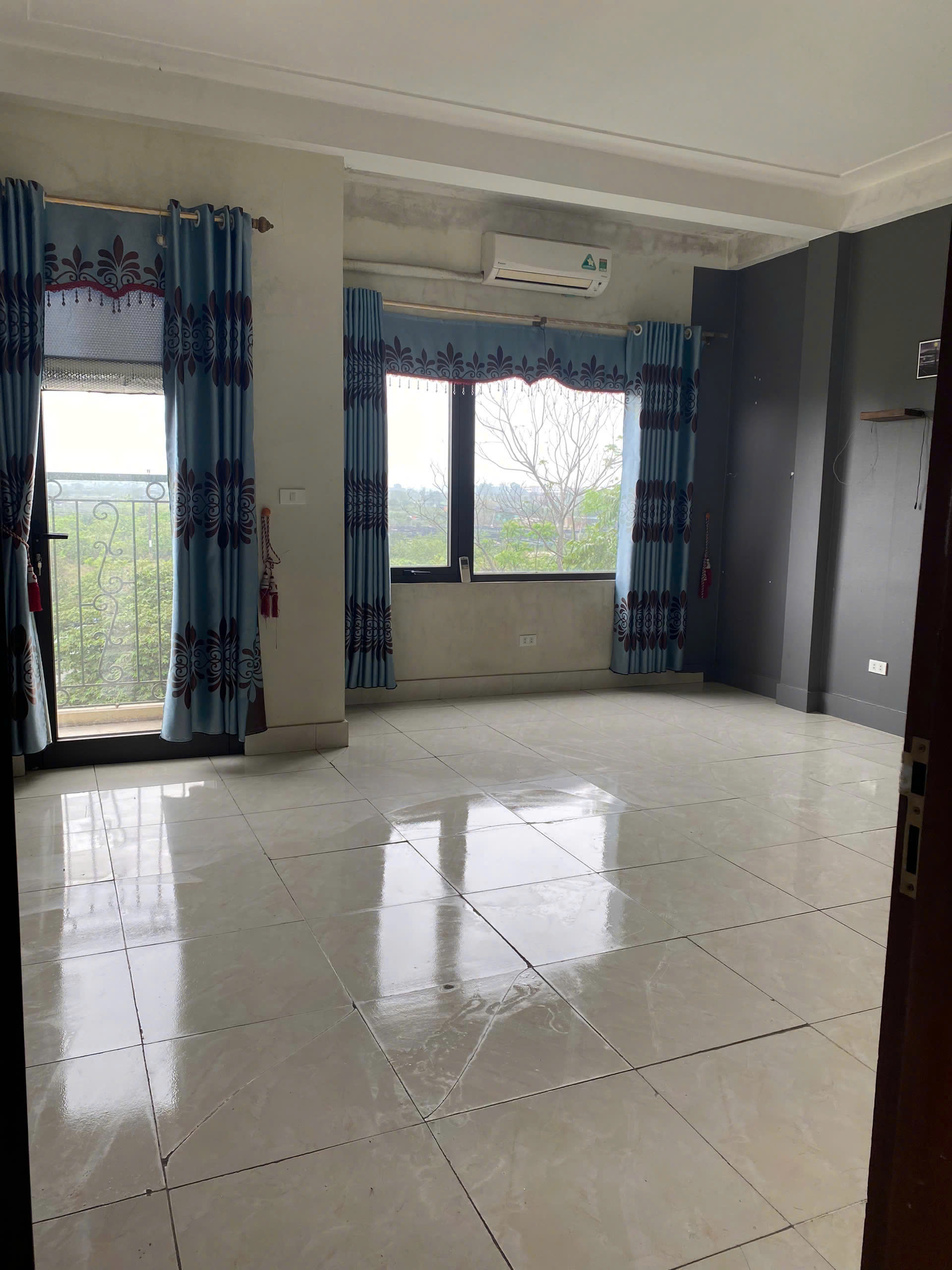 Cho thuê tầng 3 có 2 phòng ngủ, 1 nhà vệ sinh (60m2) tại Kim Chung, Hoài Đức - Ảnh 2