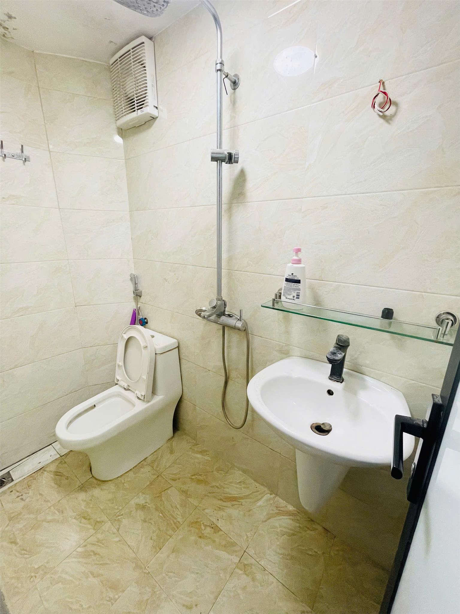 PHÒNG ĐẸP - GIÁ TỐT- Cho Thuê  Phòng Vị Trí Đẹp Tại Trần Khát Trân, Hai Bà Trưng, Hà Nội - Ảnh 3