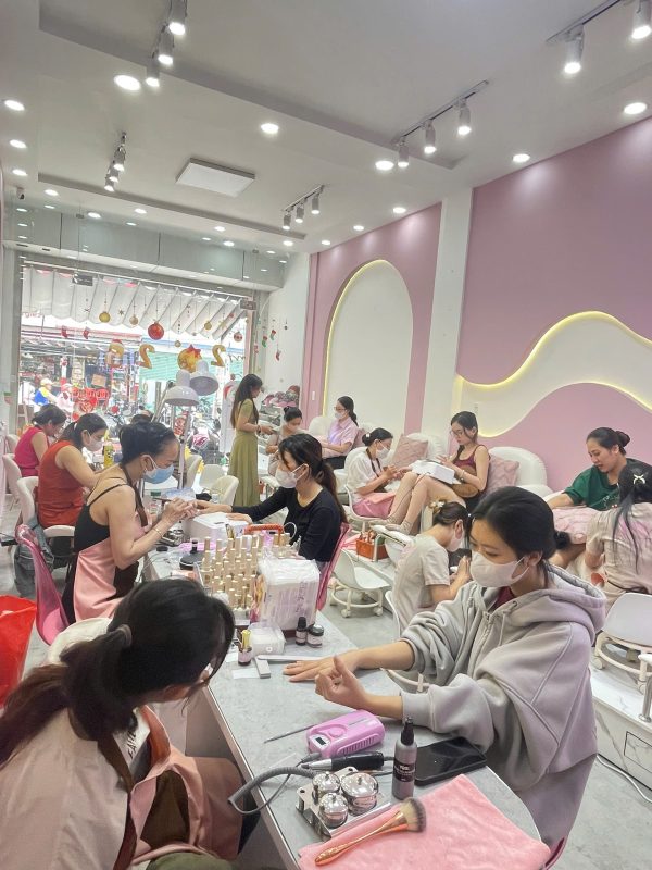 Quận Tân Phú ! SANG SALON NAILS Và GỘI MT ĐƯỜNG LỚN SẦM UẤT TÂN PHÚ, Tel : 0835888894 ( chính chủ - Ảnh 3