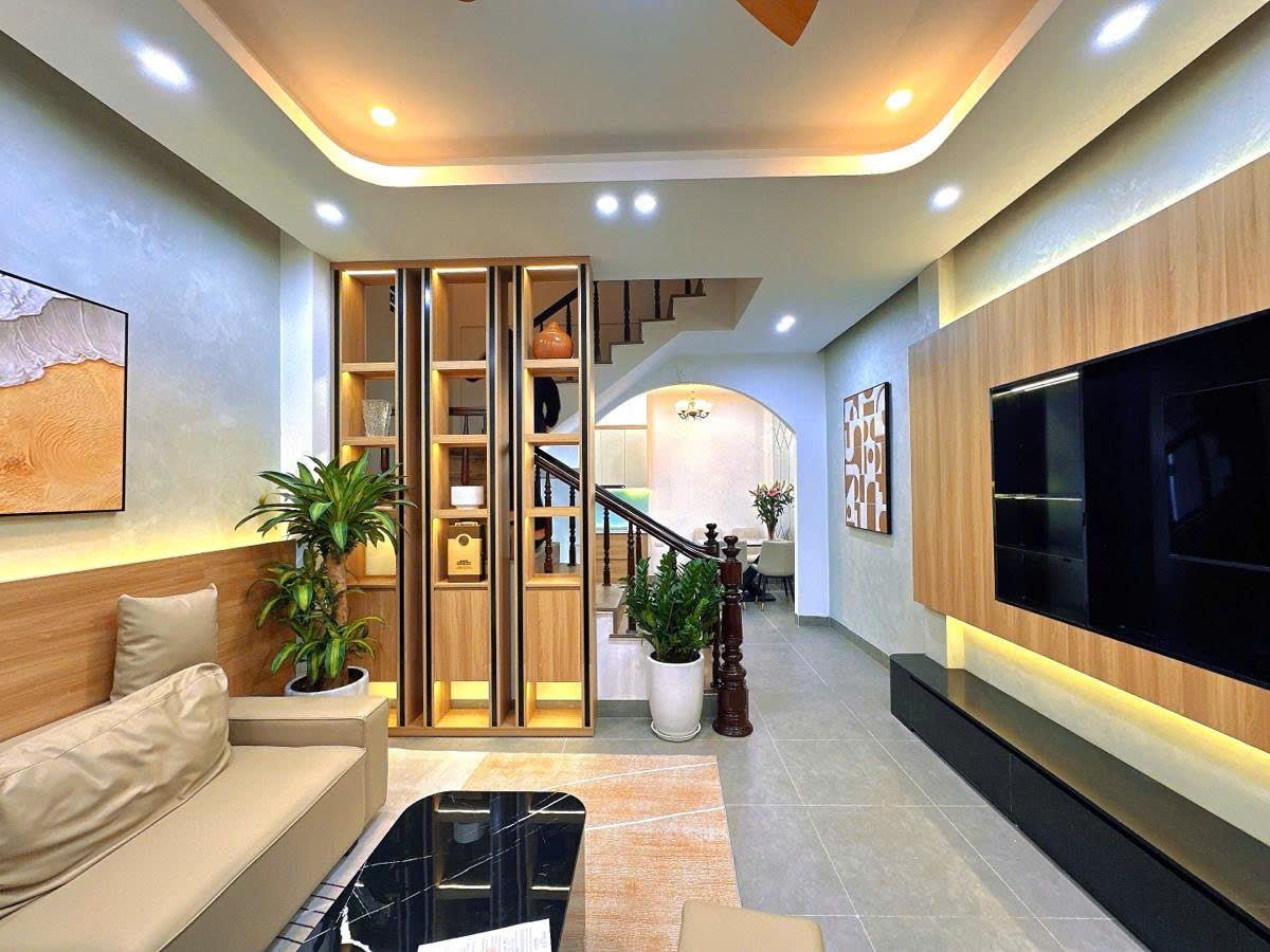 PHÂN LÔ NGUYỄN KHANG🌟40M2🌟  MT 4.5M🌟 9.9 TỶ🌟 LÔ GÓC🌟 CÁCH PHỐ 30M🌟 NGÕ Ô TÔ DỪNG ĐỖ 24/7 - Ảnh 1
