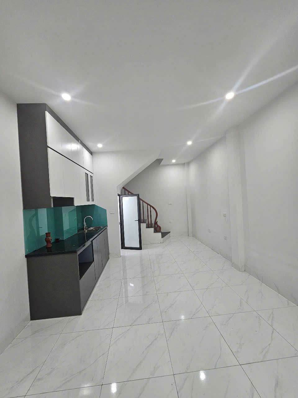 BÁN NHÀ MỚI XÂY – HÀ TRÌ 1 – NGÕ THÔNG, GẦN PHỐ NHỈNH 5 TỶ - Ảnh 1