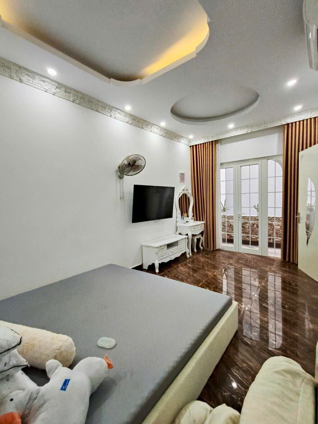 Nhà đẹp Ba Đình 75m2 x mặt tiền 4.5M - Ngõ thẳng tắp, thông thoáng - Sân vườn để xe. - Ảnh 2