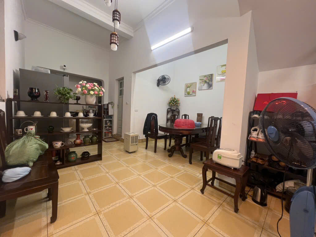 Nhà Ba Đình đẹp 75m2 x mặt tiền 5.5M - Cách ô tô 30M - Ngõ thông thoáng - Ảnh 2