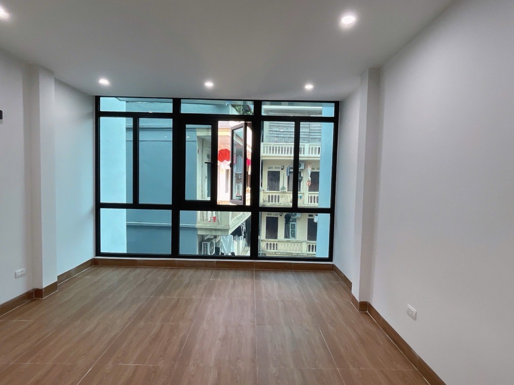 Siêu phẩm Lô Góc, kinh doanh Trung Kính 48m 5 tầng MT 7m 13.6 tỷ - Ảnh chính