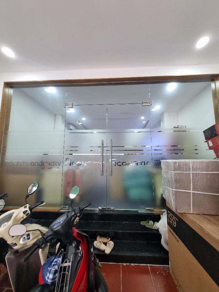 NHÀ MẶT TIỀN KINH DOANH - GẦN ĐẠI HỌC HUTECH - 4 TẦNG NGANG 6M - Ảnh 3