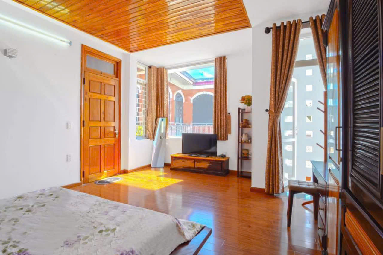 🏡 CHO THUÊ NHÀ KIỆT NGUYỄN LỘ TRẠCH – VIEW SÔNG NHƯ Ý SIÊU ĐẸP - Ảnh 1