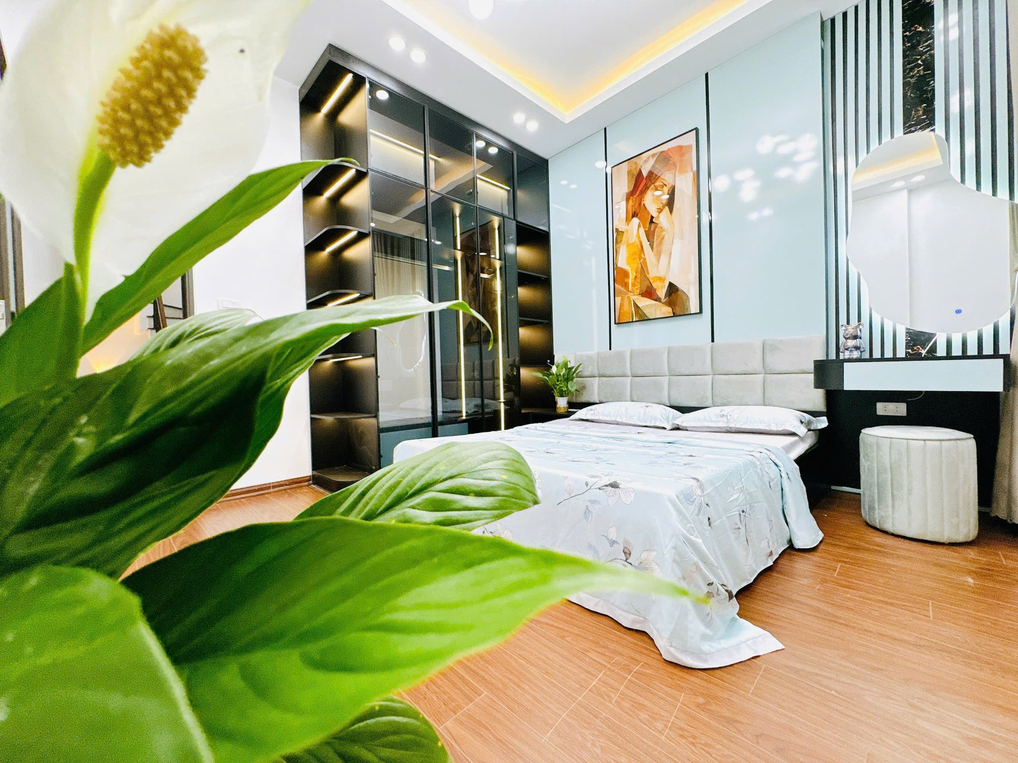 Bán Nhà Ngõ 135 Phố Đội Cấn 36/40m2 x 4 tầng, ngõ thông, nhà mới kính koong full nội thất với 4 - Ảnh 4