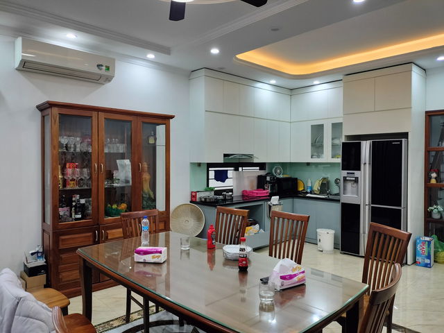 NHÀ ĐẸP MỚI NGÕ Ô TÔ THÔNG 5 TẦNG THANG MÁY  Ngọc Thụy 55m2, X 5 tầng,mặt tiền  5m, 14.2 tỷ Long - Ảnh 1