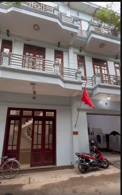 CHO THUÊ NHÀ NGUYÊN CĂN 3 TẦNG TẠI XÃ ĐÔNG LA, HOÀI ĐỨC, HÀ NỘI - Ảnh 1