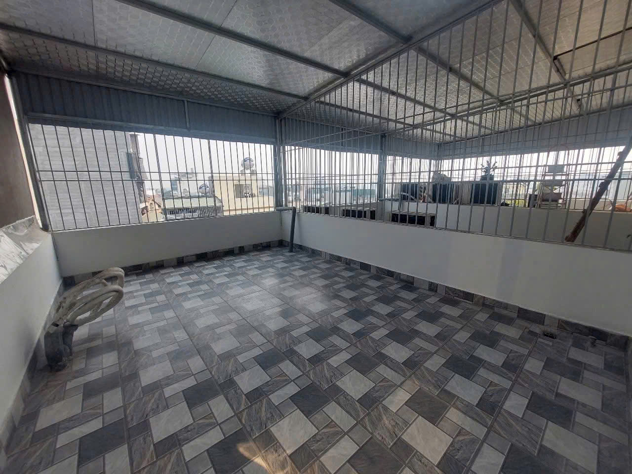 NHÀ MỚI Ô TÔ ĐỖ CỬA TẶNG NỘI THẤT Thạch Bàn- Long Biên 38m2,X6 tầng, mặt tiền 6m,7.6 tỷ Long Biên. - Ảnh 4