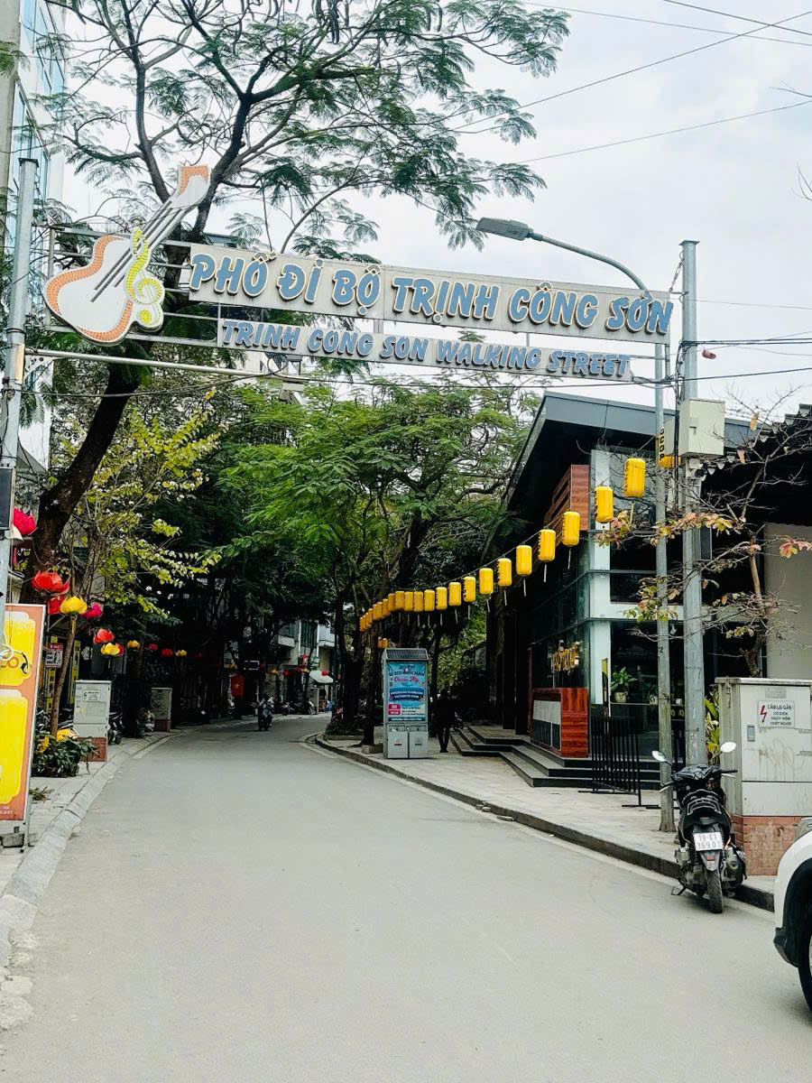 Siêu Phẩm Phố Trịnh Công Sơn – 180m², Mặt Tiền 9m, 2 thoáng 2 phố – Giá Chỉ 99 Tỷ - Ảnh 1