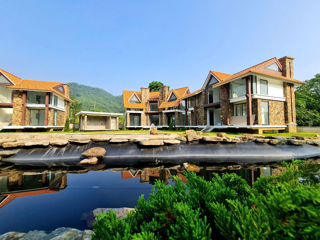 BT The Valley View Suối 420m2 Hà Nội, mt20m,căn góc  tiêu chuẩn Resort - Ảnh 1