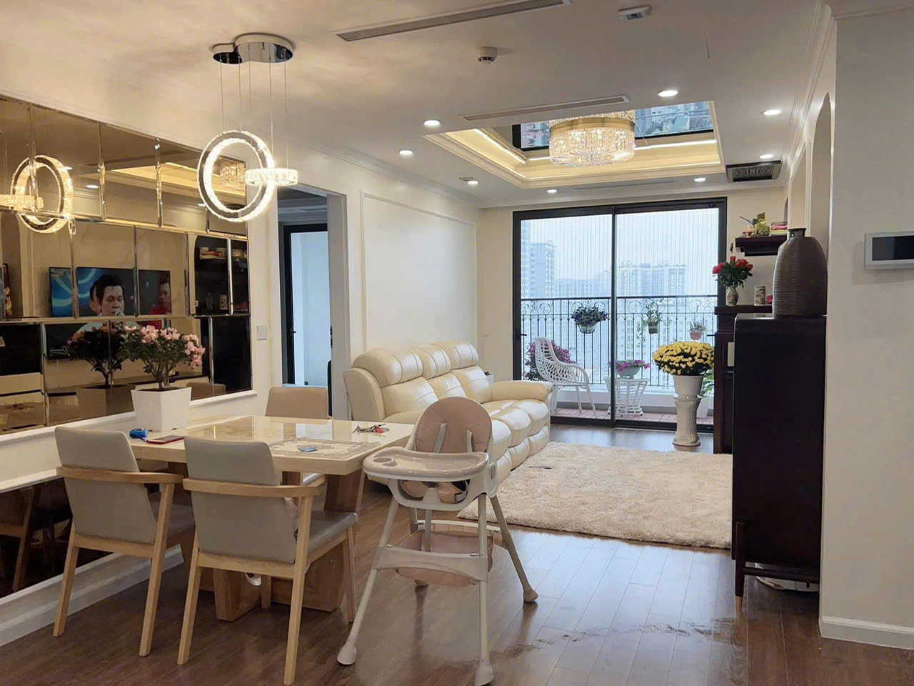 Cho thuê căn hộ chung cư 102m2 tầng 18 tòa G2- Sunshine Garden - Quận Hoàng Mai, Hà Nội - Ảnh 4