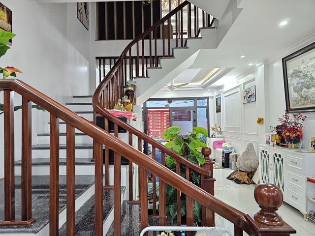 NHÀ MỚI 6 TẦNG  Bồ Đề-Long Biên  60m2,mặt tiền  4m,13 tỷ. - Ảnh 2