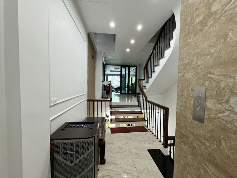 Mặt Phố Ngô Xuân Quảng VIP: 73,2m2, nhà 6 tầng, thang máy, vừa ở vừa kinh doanh phát lộc - Ảnh 5