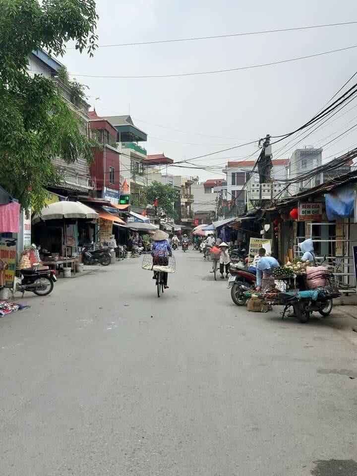CẦN BÁN NHÀ MẶT PHỐ CHỢ SONG KHÊ TAM HƯNG GIÁ ĐẦU TƯ 200M 3T - Ảnh chính