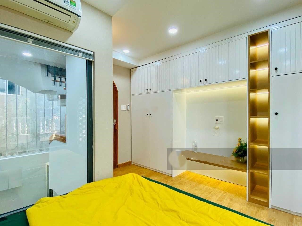 Bán nhà HXH Q10, CX Đồng Tiến. 4x18m. 3 tầng, ST. Vị trí đẹp. Giá 14,5 tỷ - Ảnh 1