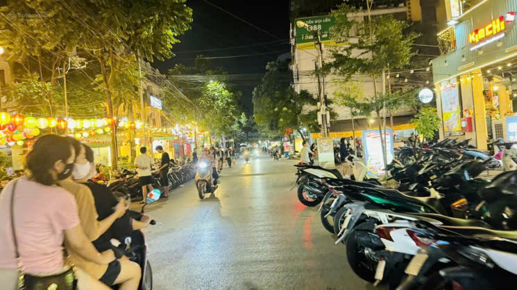 Chủ nhà bán Liền kề ngõ 67 Phùng khoang. 124m x 5 tầng. MT7m. Giá 34,5 tỷ. LH: 0964769634 - Ảnh 1