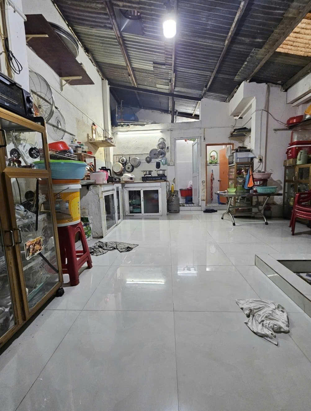 GẤP BÁN CHIA TÀI SẢN - CHÍNH CHỦ 1 ĐỜI CHƯA QUA ĐẤT TƯ CHỈ 6 TỶ CÁCH MẶT TIỀN TẠ QUANG BỬU 15M HẺM - Ảnh 1