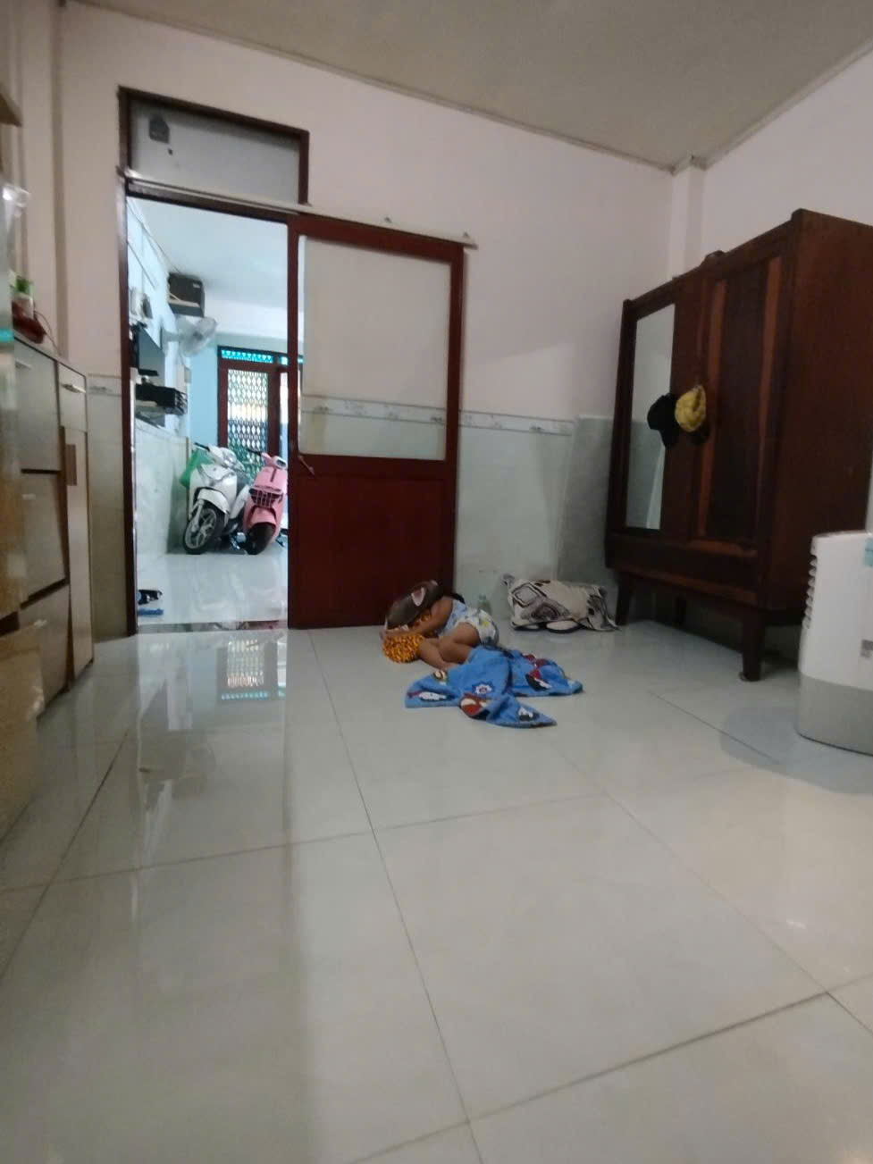GẤP BÁN CHIA TÀI SẢN - CHÍNH CHỦ 1 ĐỜI CHƯA QUA ĐẤT TƯ CHỈ 6 TỶ CÁCH MẶT TIỀN TẠ QUANG BỬU 15M HẺM - Ảnh 2