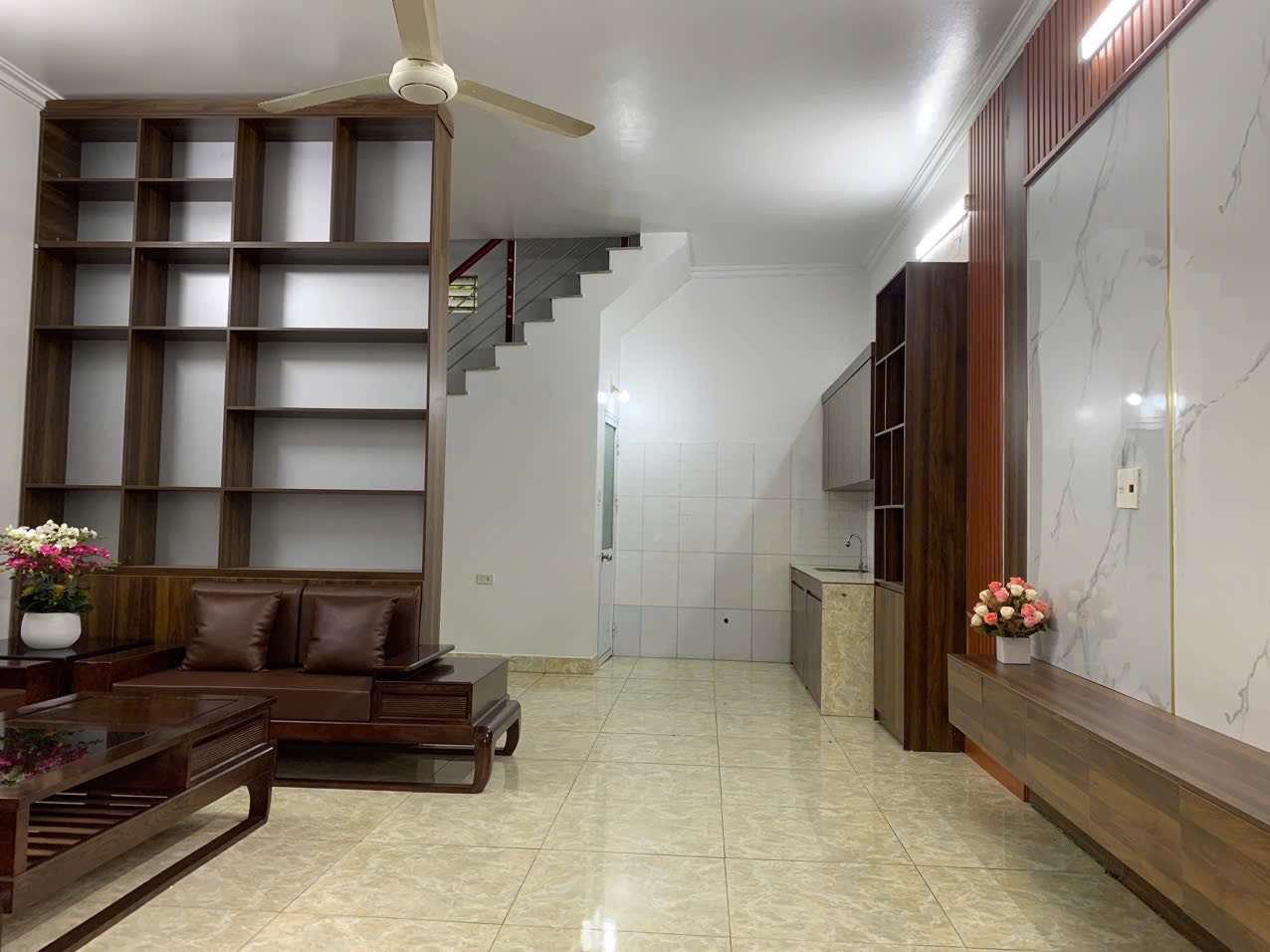Bán nhà 2 tầng ngõ 23 phố Ngọc Uyên, ph Ngọc Châu, TP HD, 40m2, 2 ngủ, 2 vs, chỉ 1.89 tỷ - Ảnh 4