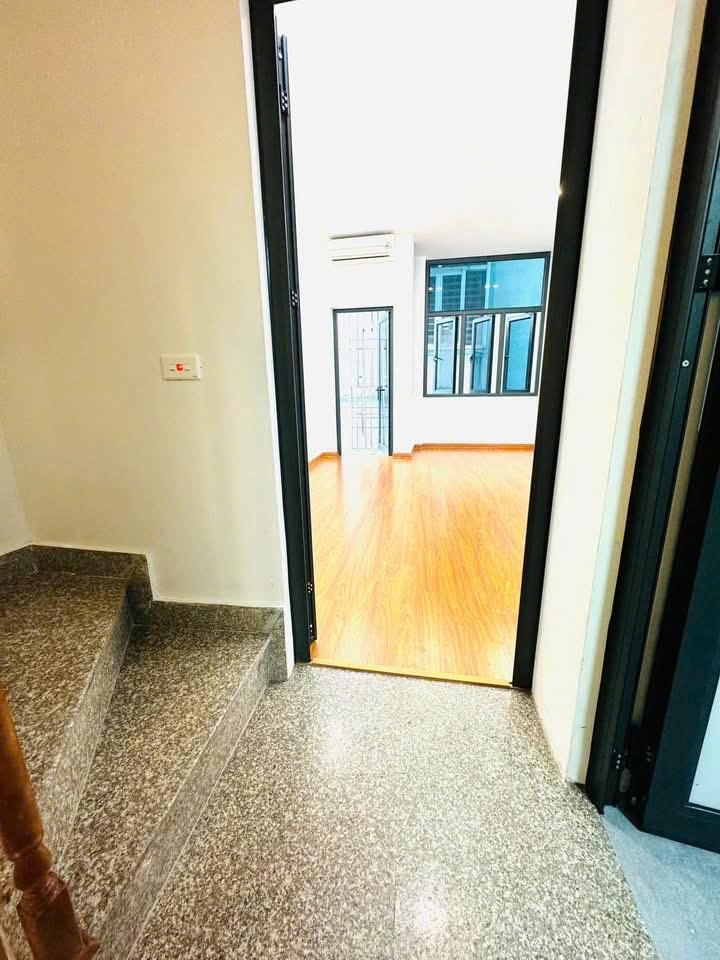 BÁN GẤP NHÀ XUÂN LA - 42M - 5 TẦNG - 7P NGỦ -7.3 TỶ - Ảnh 3
