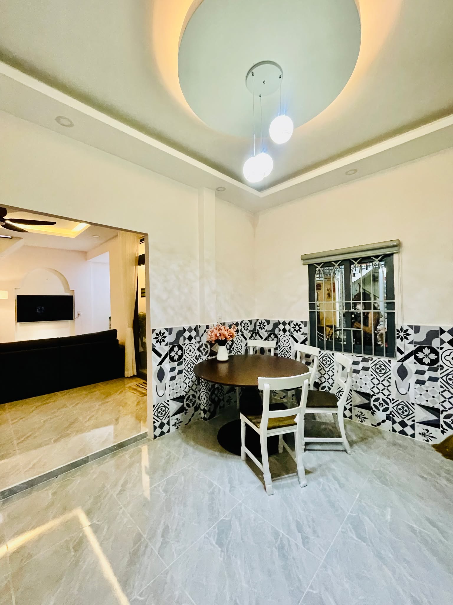 🔥🔥HÀNG HIẾM GIỮA LÒNG QUẬN 12 – NHÀ ĐẸP 2 TẦNG – NGANG KHỦNG 8M – HẺM NHỰA XE HƠI QUAY ĐẦU – CHỈ - Ảnh 2