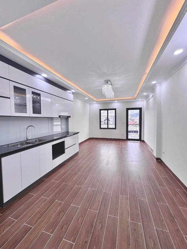 Bán gấp nhà 7 tầng thang máy phố Phan Kế Bính, Quận Ba Đình giá 16.8 tỷ - Ảnh 3