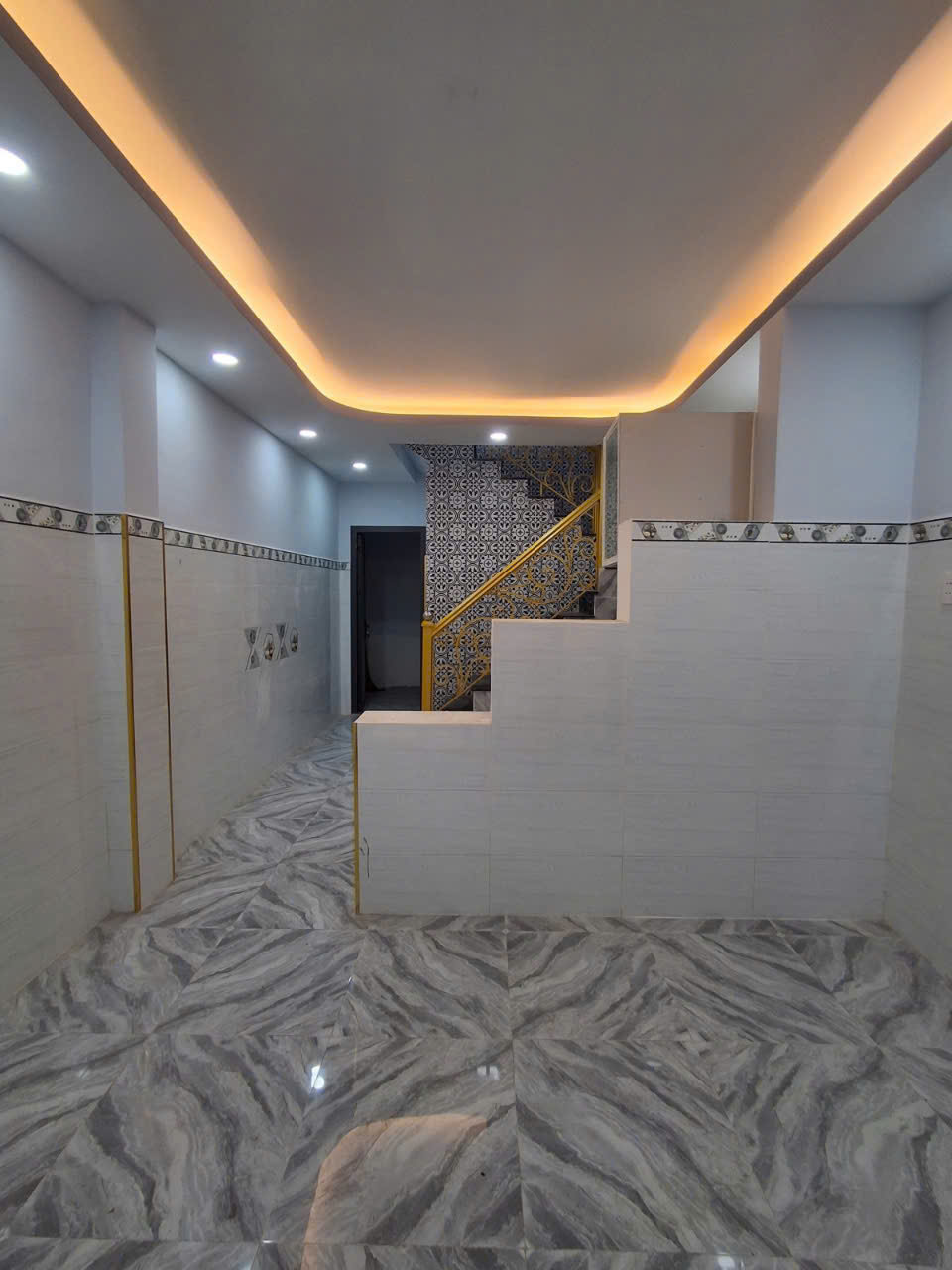 Hàng Thơm nhà Trần Văn Ơn Tân Sơn Nhì ngay chợ gần mặt tiền 40m2 ,4 tỷ1 - Ảnh chính