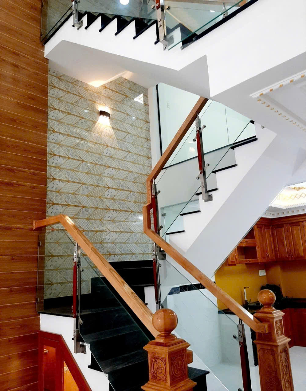 Siêu Phẩm nhà đường số 16A Lê Văn Quới hẻm 6m thông 52m2,4 Tầng Nhỉnh 5 tỷ - Ảnh 4