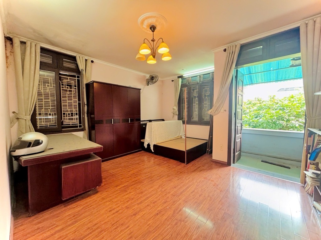 BÁN NHÀ 5 TẦNG, 40M2, VỊ TRÍ VÀNG TÂY HỒ - GIÁ 7.3 TỶ - SỔ ĐỎ CHÍNH CHỦ - Ảnh 2