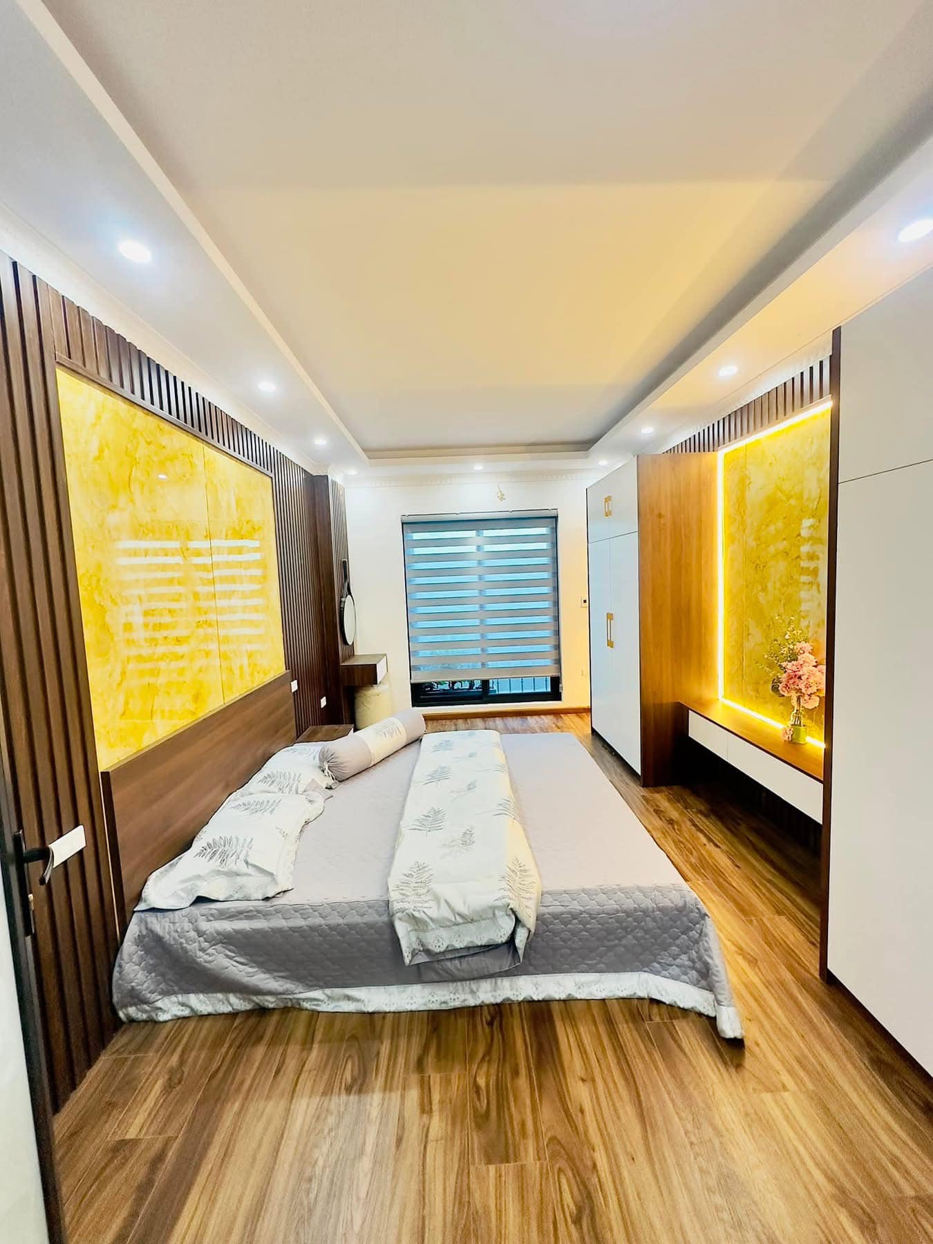 BÁN NHÀ CỔ NHUẾ MỚI XÂY 4 TẦNG -  43M - 5.8 TỶ - THÔNG TIN CHUẨN - Ảnh 1