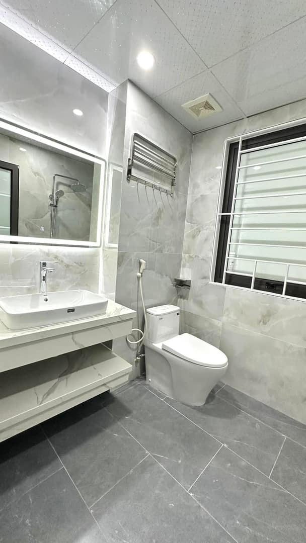 Nhà đẹp ngõ Nguyễn Tri Phương, giá 12.5 tỷ, 34m2x4T, ở luôn - Ảnh chính