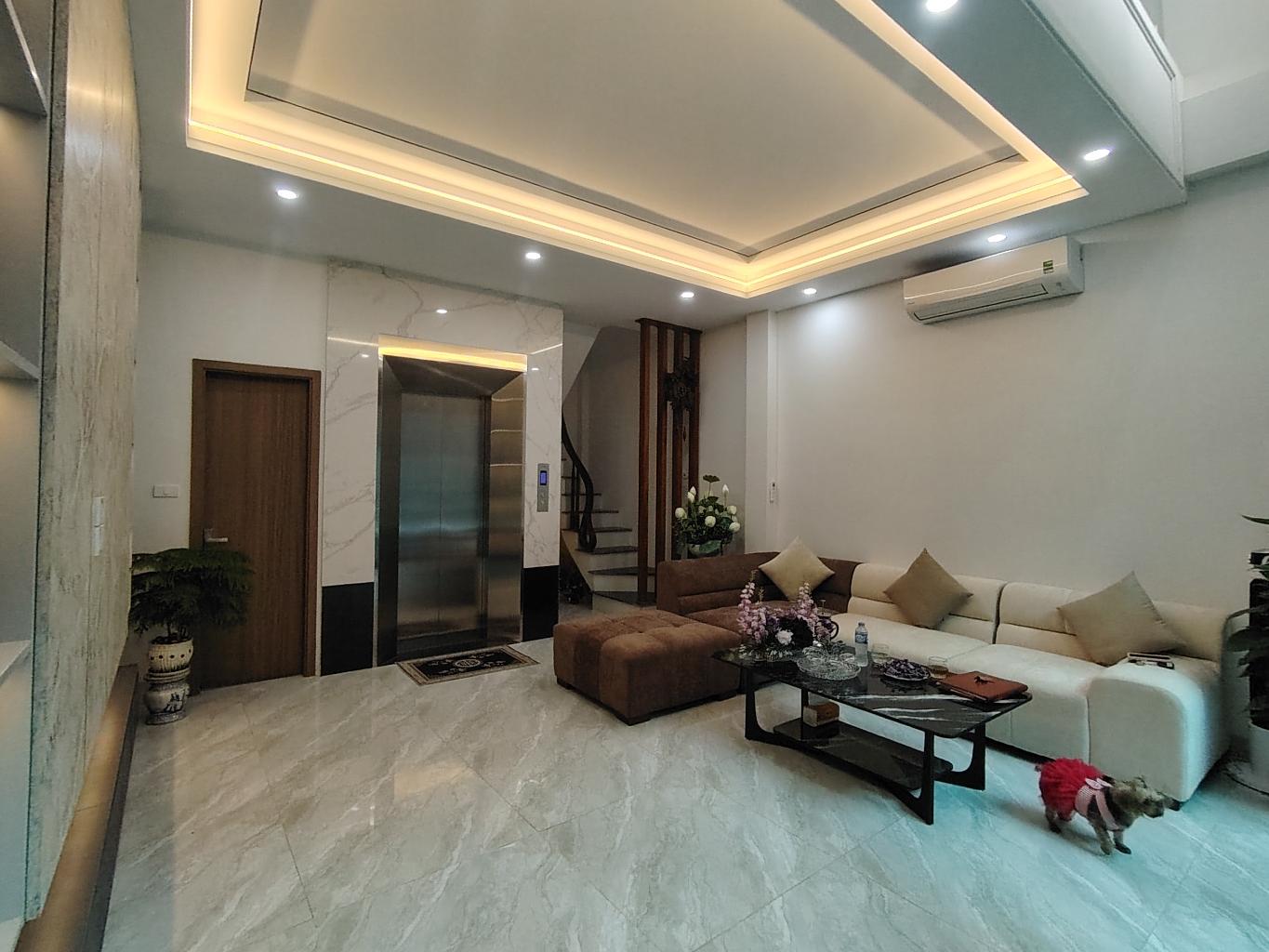 🏡 BÁN NHÀ LÔ GÓC – THANG MÁY – GẦN HỒ – NGÕ THÔNG – SÀI ĐỒNG, LONG BIÊN - Ảnh chính