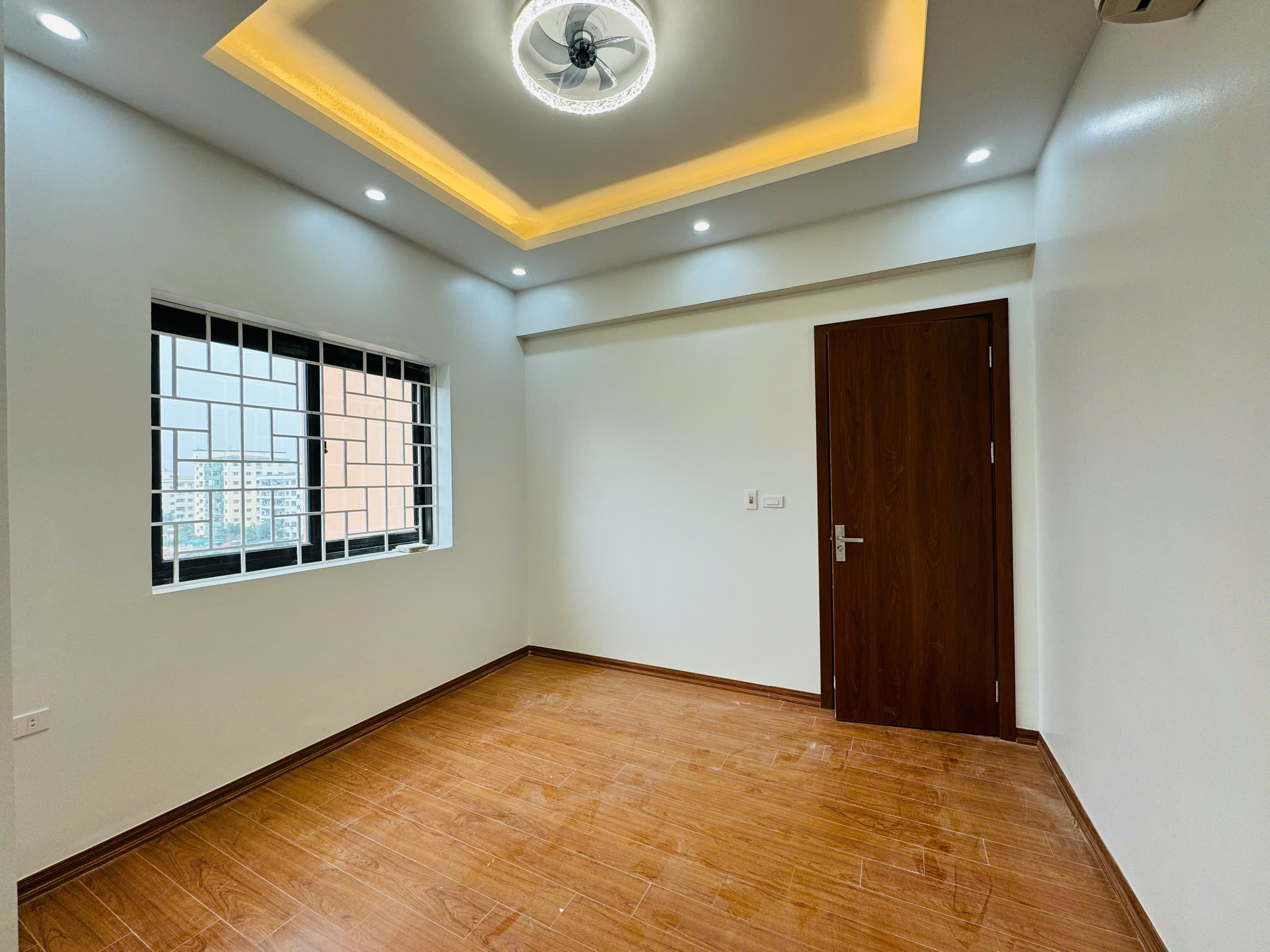 Cần bán căn hộ KĐT Mỹ Đình 80m2 3pn full nội thất giá nhỉnh 4 tỷ - Ảnh 3