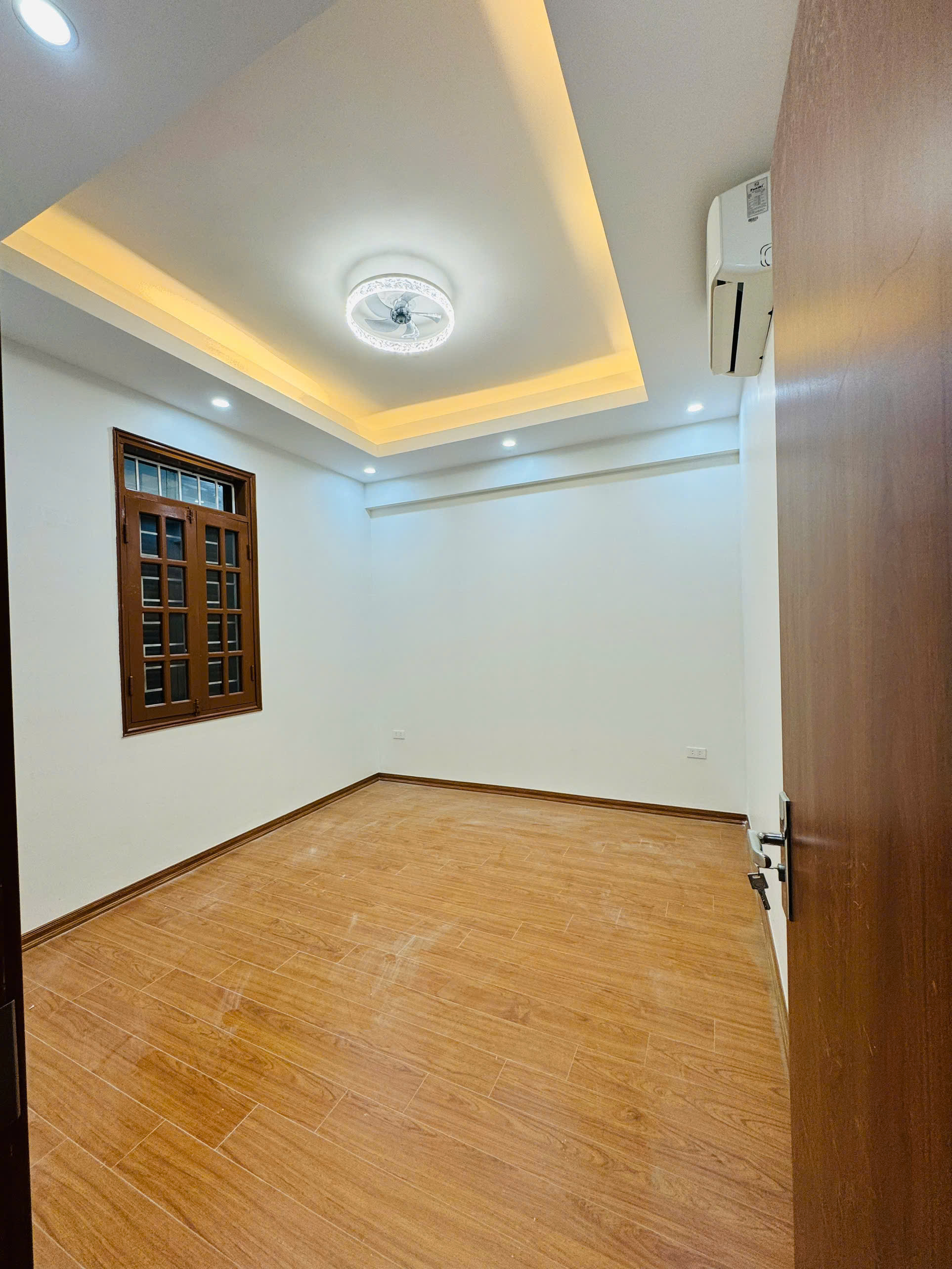 Cần bán căn hộ KĐT Mỹ Đình 80m2 3pn full nội thất giá nhỉnh 4 tỷ - Ảnh 4