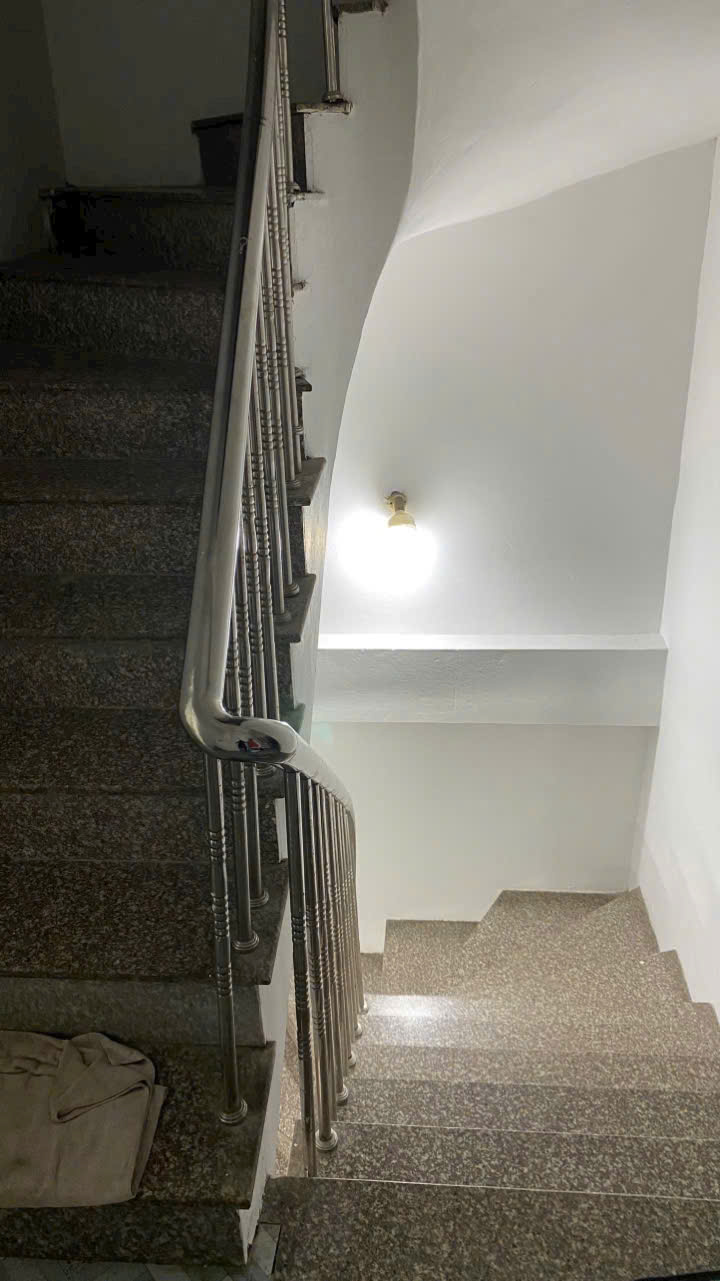 Kiếm đâu ra chỉ 2.35 tỷ nhà 4 tầng, 4 ngủ đủ công năng, Cầu Bươu Thanh Trì, lô góc. - Ảnh 4