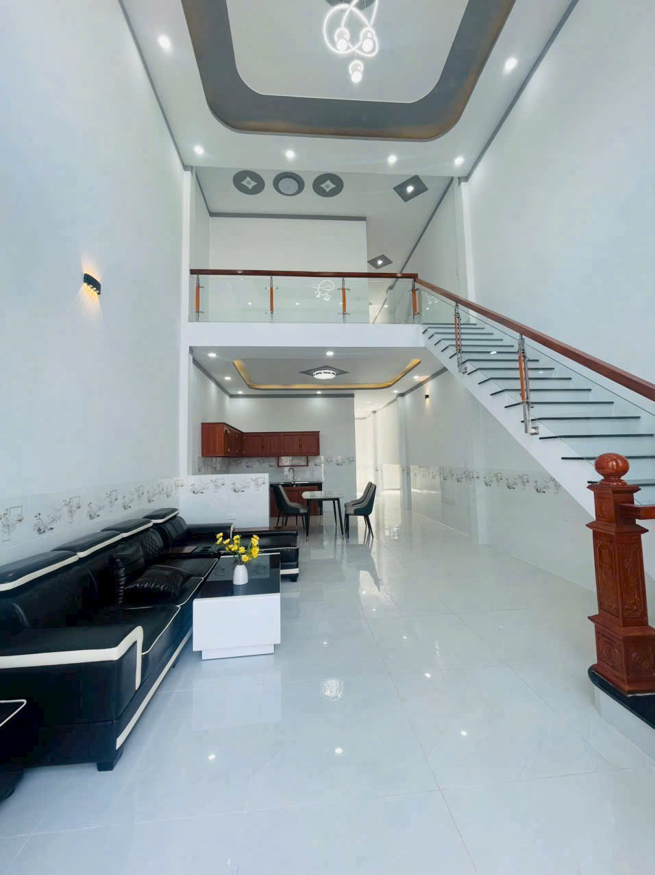 Bán nhà sổ riêng 1 trệt 1 lửng siêu đẹp, mới tinh P. Trảng Dài chỉ 2 tỷ 390 - Ảnh 1