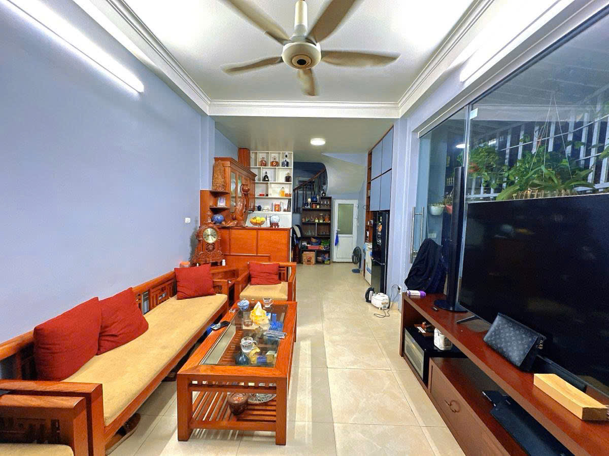 SIÊU PHẨM SIÊU PHẨM – NHÀ HOÀNG HOA THÁM 45M 5 TẦNG CHỈ 6,9 TỶ - VỊ TRÍ ĐỈNH 30M RA PHỐ - Ảnh 1