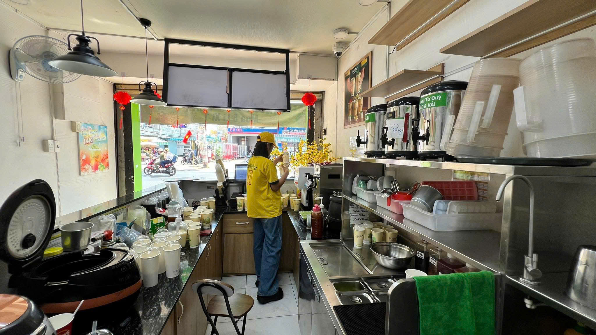 SANG NHƯỢNG GẤP QUÁN TRÀ SỮA LUYUTEA – THƯƠNG HIỆU ĐÀI LOAN – VỊ TRÍ VÀNG NGAY CHỢ THỦ ĐỨC - Ảnh chính