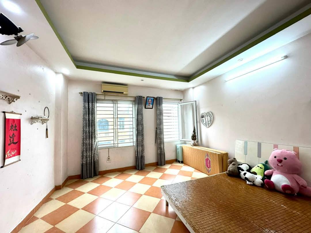 Ban nhà mặt ngõ 4m kinh doanh phố Thuỵ Khuê 40m2 3 tầng 5.5 tỷ Tây Hồ mua ngay kẻo mất - Ảnh 2