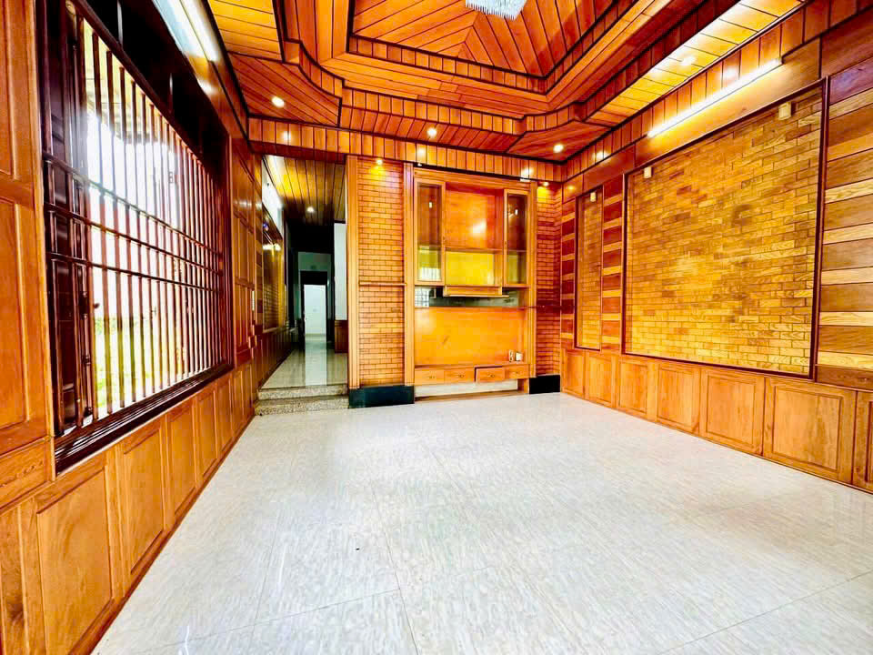 Nhà hẻm Đặng Văn Ngữ (10 x 20m) gần ĐH Tây Nguyên - giá 2.9 tỷ - Ảnh 4