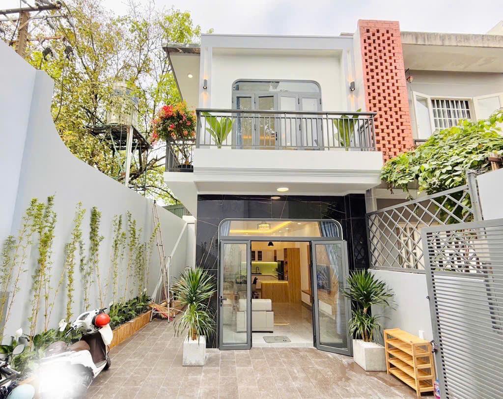 VILLA MINI  DTSD hơn 200m2. <br> NƠI TUYỆT VỜI để ở nghỉ dưỡng giữa SÀI GÒN Nhộn nhịp. giá chỉ 7 - Ảnh 4